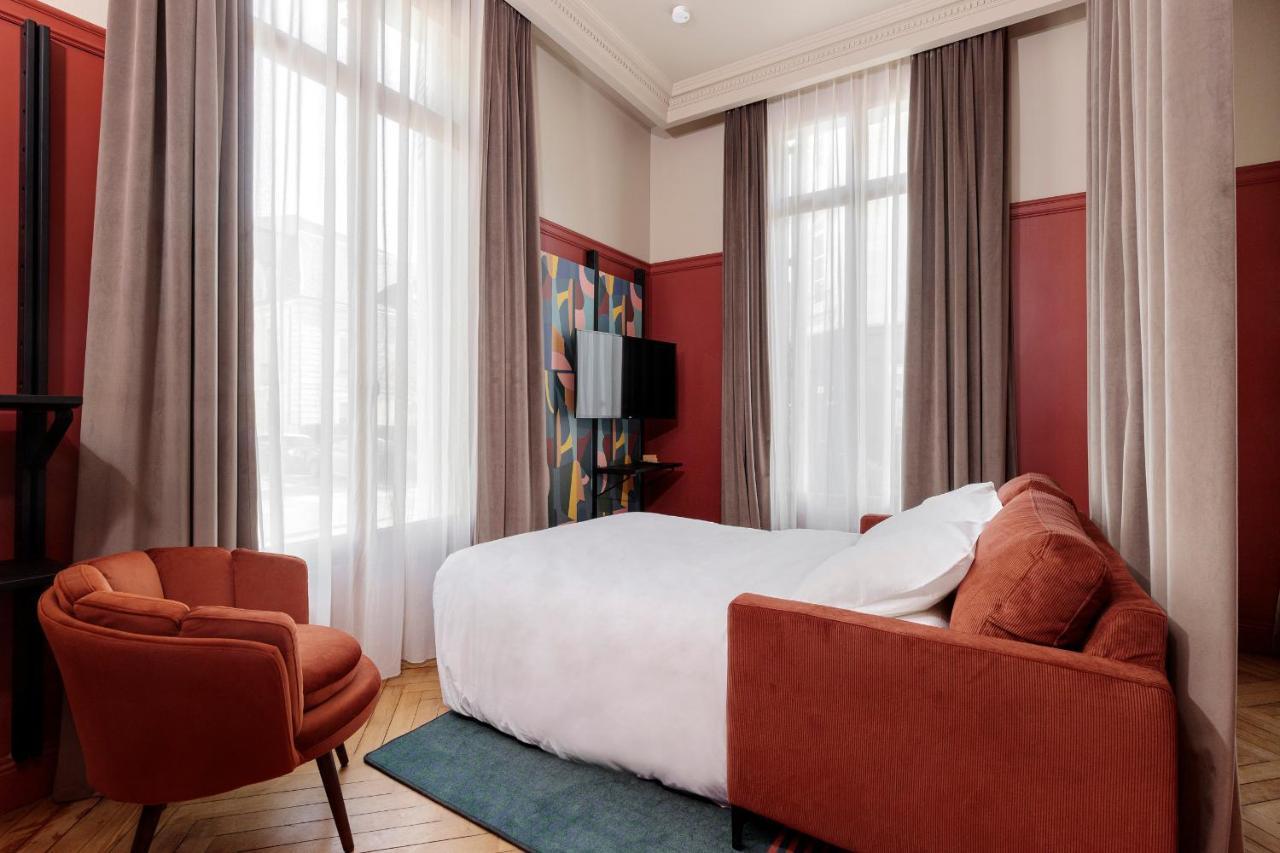 Hotel Corneille - Entree Autonome, Reception En Ligne - Encore Mieux Тур Экстерьер фото
