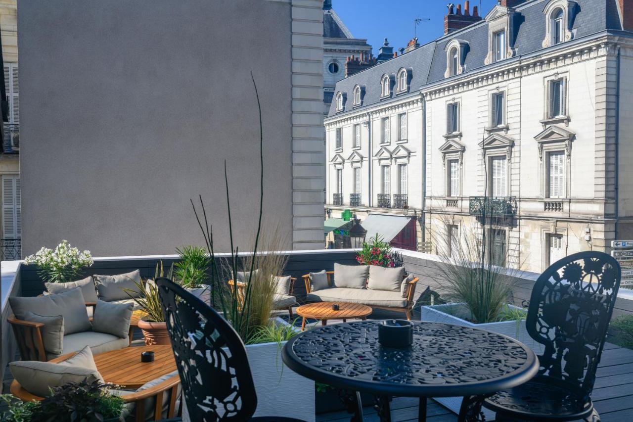 Hotel Corneille - Entree Autonome, Reception En Ligne - Encore Mieux Тур Экстерьер фото